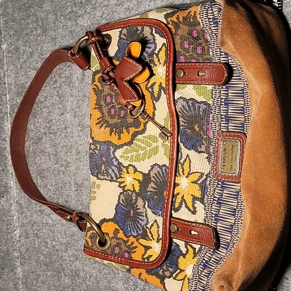 Vintage Fossil Boho/Carpet bag, suede bottom